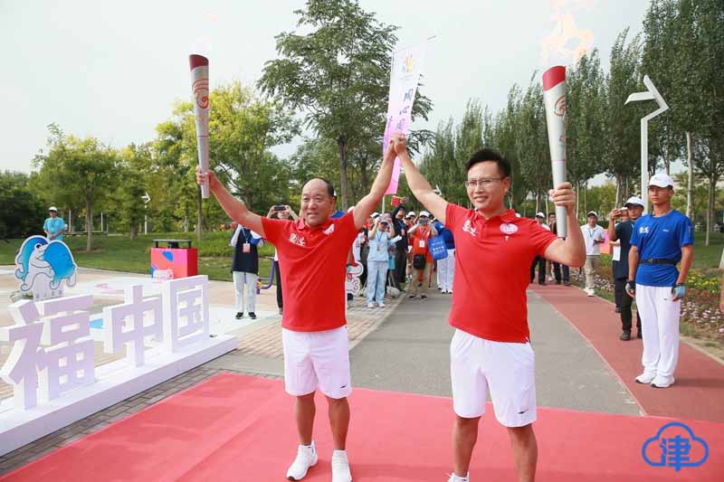 残运会火炬传递首日活动圆满结束 圣火19日前往西青静海武清北辰继续传递