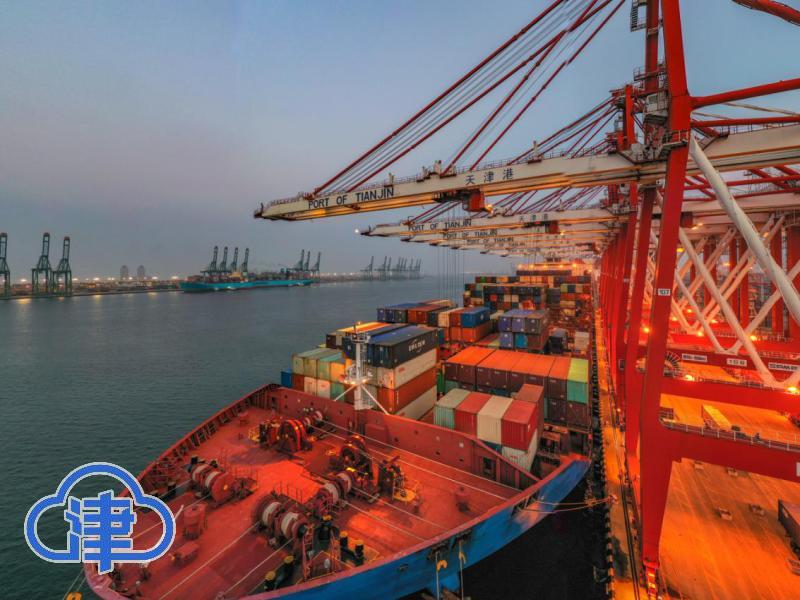 天津港集团前11个月集装箱吞吐量突破1700万标准箱