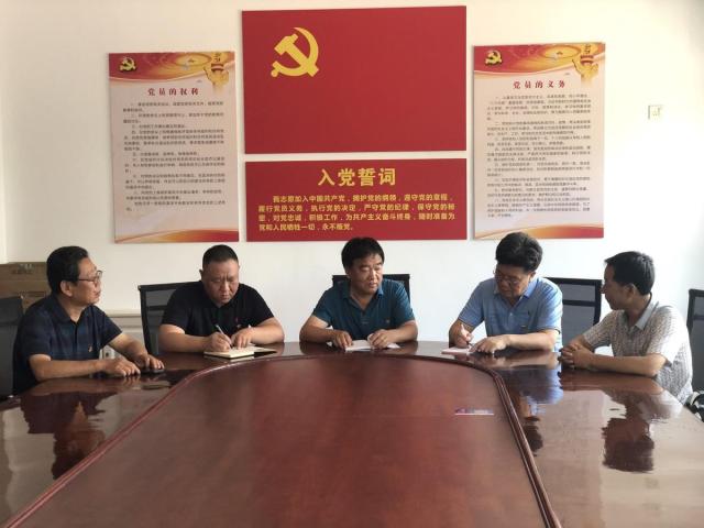 致敬脱贫攻坚典型 | 王岩：发挥青春正能量 驻村帮扶勇担当