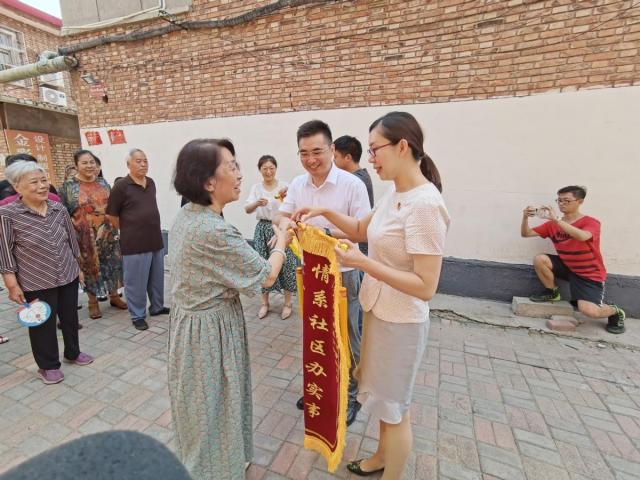 我为群众办实事丨盏盏路灯 照亮夜晚归家路