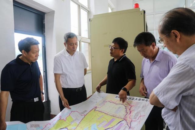 市防汛抗旱指挥部领导到静海检查防汛工作