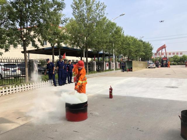 300余家微型消防站守护静海！一场比武，这支救援“轻骑兵”火力全开