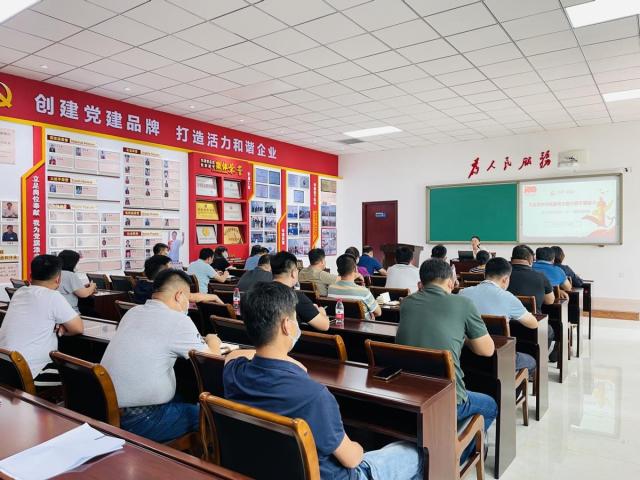 深学悟初心 笃行践使命 学习贯彻“七一”重要讲话精神 | 进企业、进机关……一场场宣讲以学促干、激发动能
