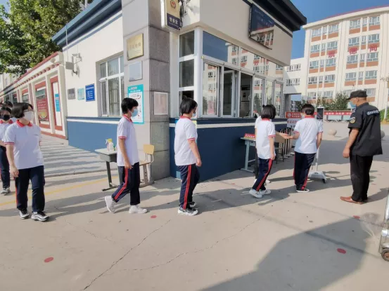 “神兽”回笼！看静海娃的“开学第一课”，聊的啥？