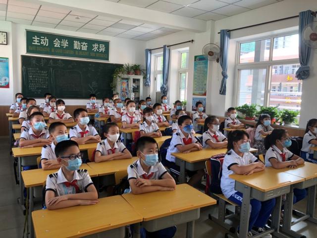 “神兽”回笼！看静海娃的“开学第一课”，聊的啥？