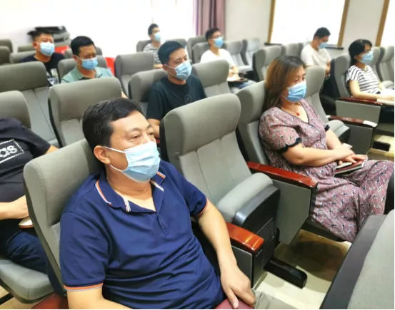 深学悟初心 笃行践使命 学习贯彻“七一”重要讲话精神 丨这样的宣讲，我们爱听