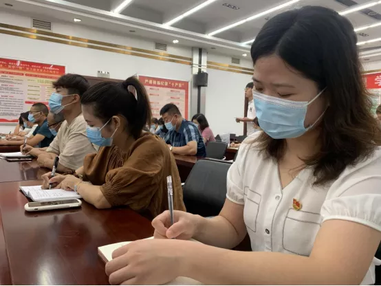 深学悟初心 笃行践使命 学习贯彻“七一”重要讲话精神 |乡音传党音,醒脑提神