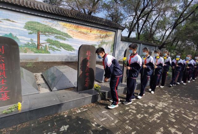 “红心”润童心，“十月红”让革命薪火代代传