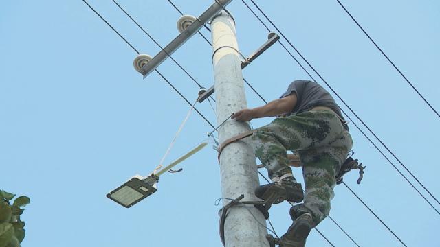 我为群众办实事｜“小路灯”照亮“大民生”，这里的夜晚亮堂堂