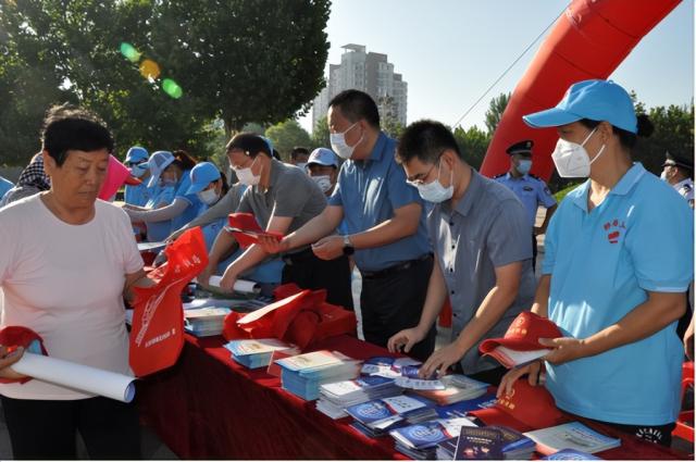 静海区开展《反有组织犯罪法》主题宣传周活动