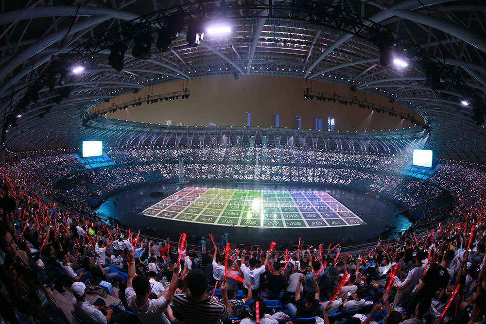 暖场进行中,现场气氛热烈