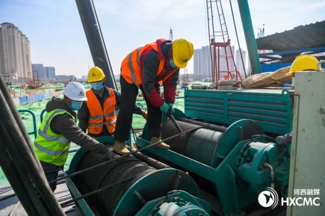 新春走基层中海环宇城加紧建设新梅江将现新地标